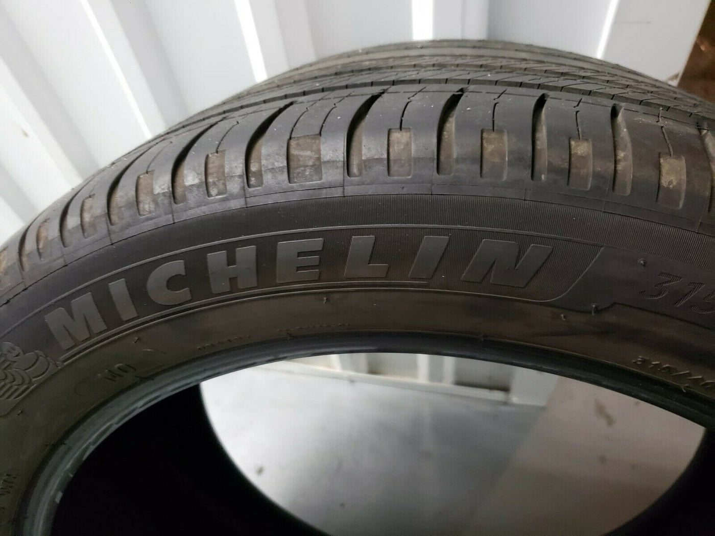 Set of (2) Used 315/40R21 Michelin Primacy Tour A/S 111H - 7.5/32