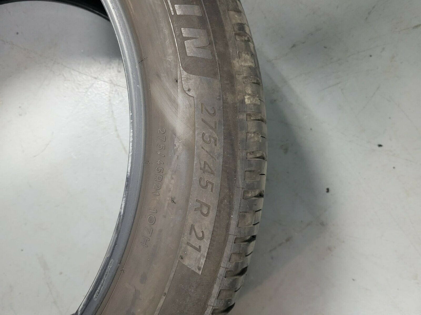 Set of (2) two Used 275/45R21 Michelin Primacy 110Y - 7/32