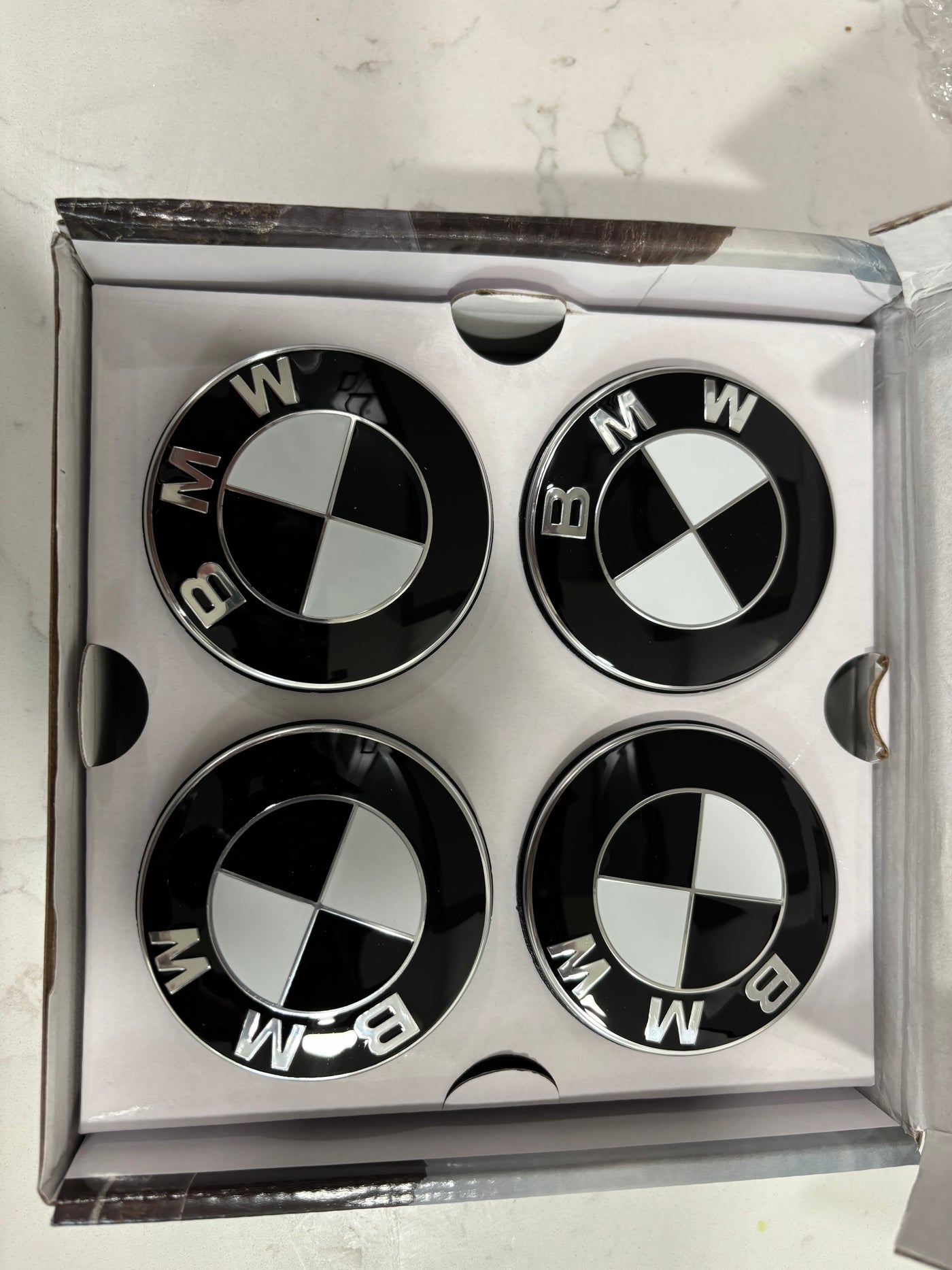68MM BMW Black and white Floating Center Caps Wheel Hub Emblem 5x120